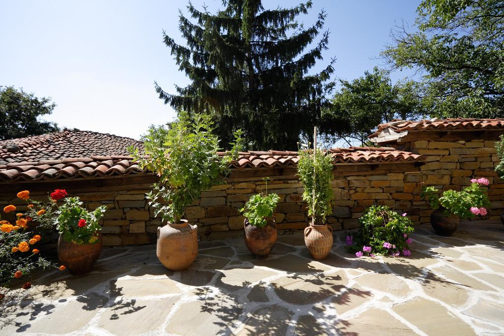 Yovina House Zseravna Kültér fotó