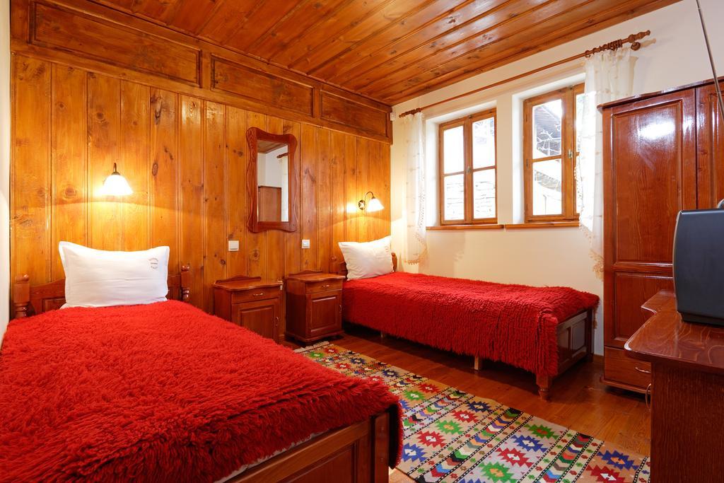 Yovina House Zseravna Szoba fotó